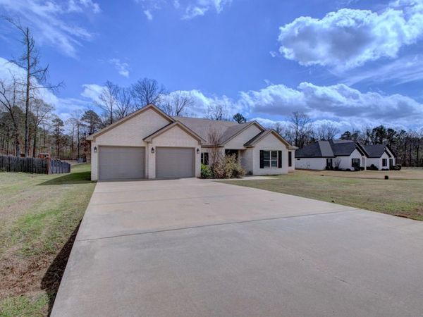 9024 Greenstone Drive, Alexander, AR 72002