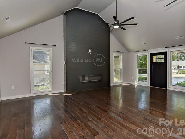 2105 Highland Street , Charlotte, NC 28208