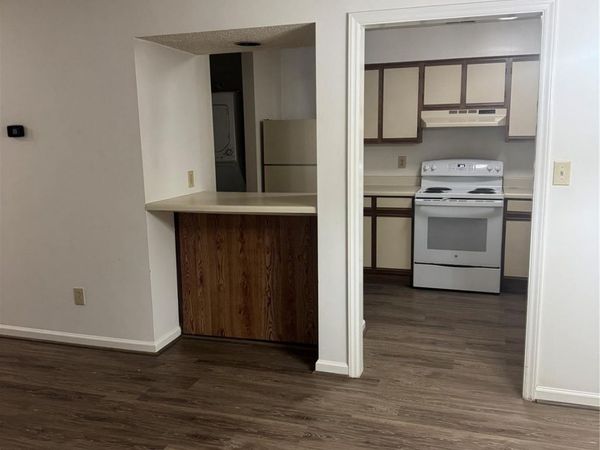 1052 Churchill Downs Court , Unit J, Charlotte, NC 28211