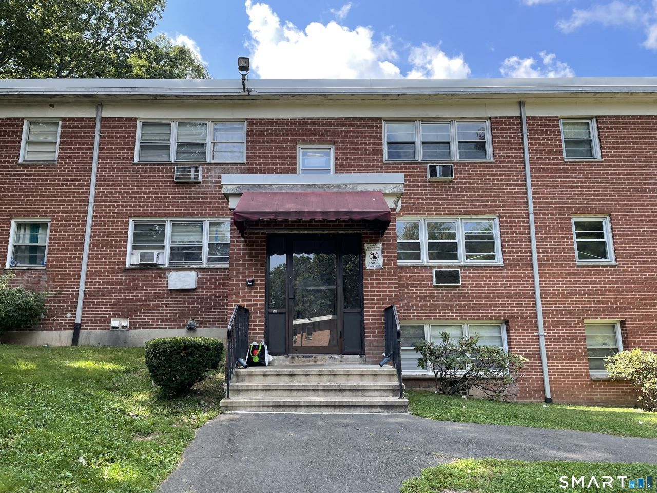 306 Pine Rock, Unit APT D11, Hamden, CT 06514 Main Photo