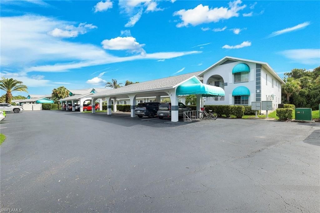 228 Belina Dr, Unit 606, Naples, FL 34104 Photo