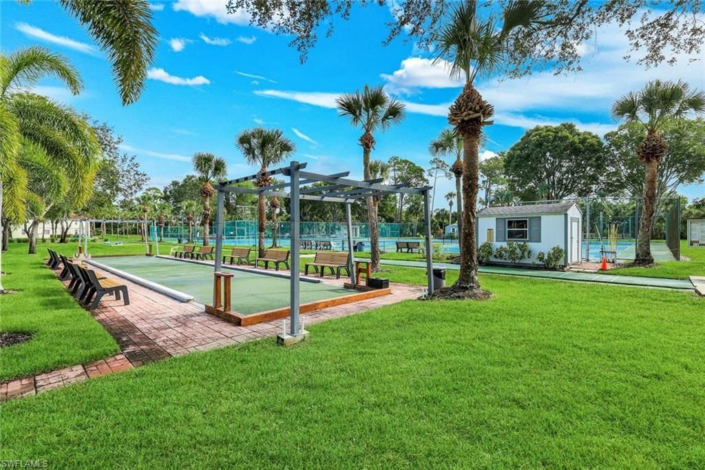228 Belina Dr, Unit 606, Naples, FL 34104 Photo