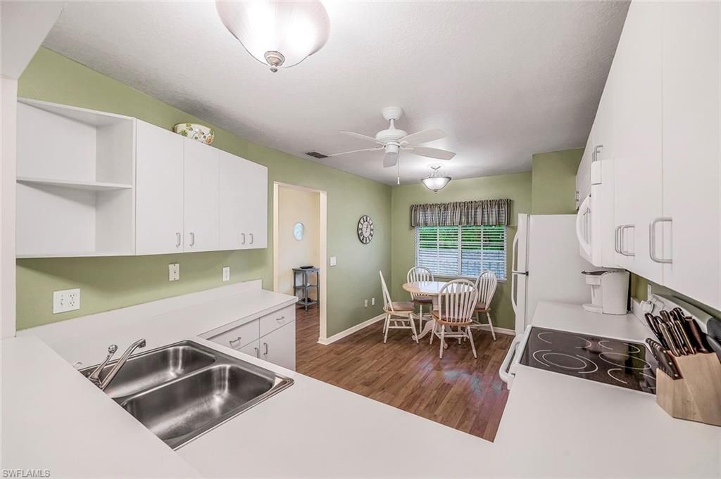 228 Belina Dr, Unit 606, Naples, FL 34104 Photo