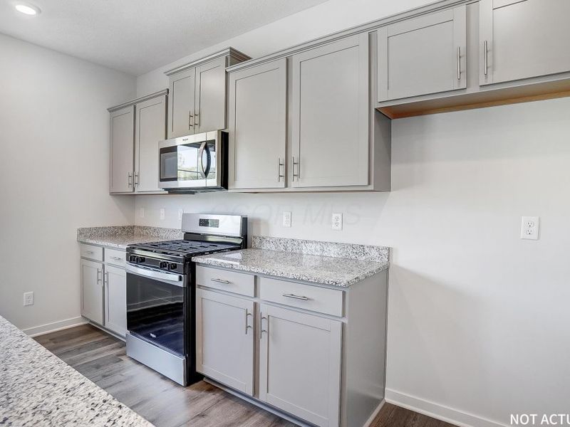 1227 Stratford Way , London, OH 43140 Photo 12