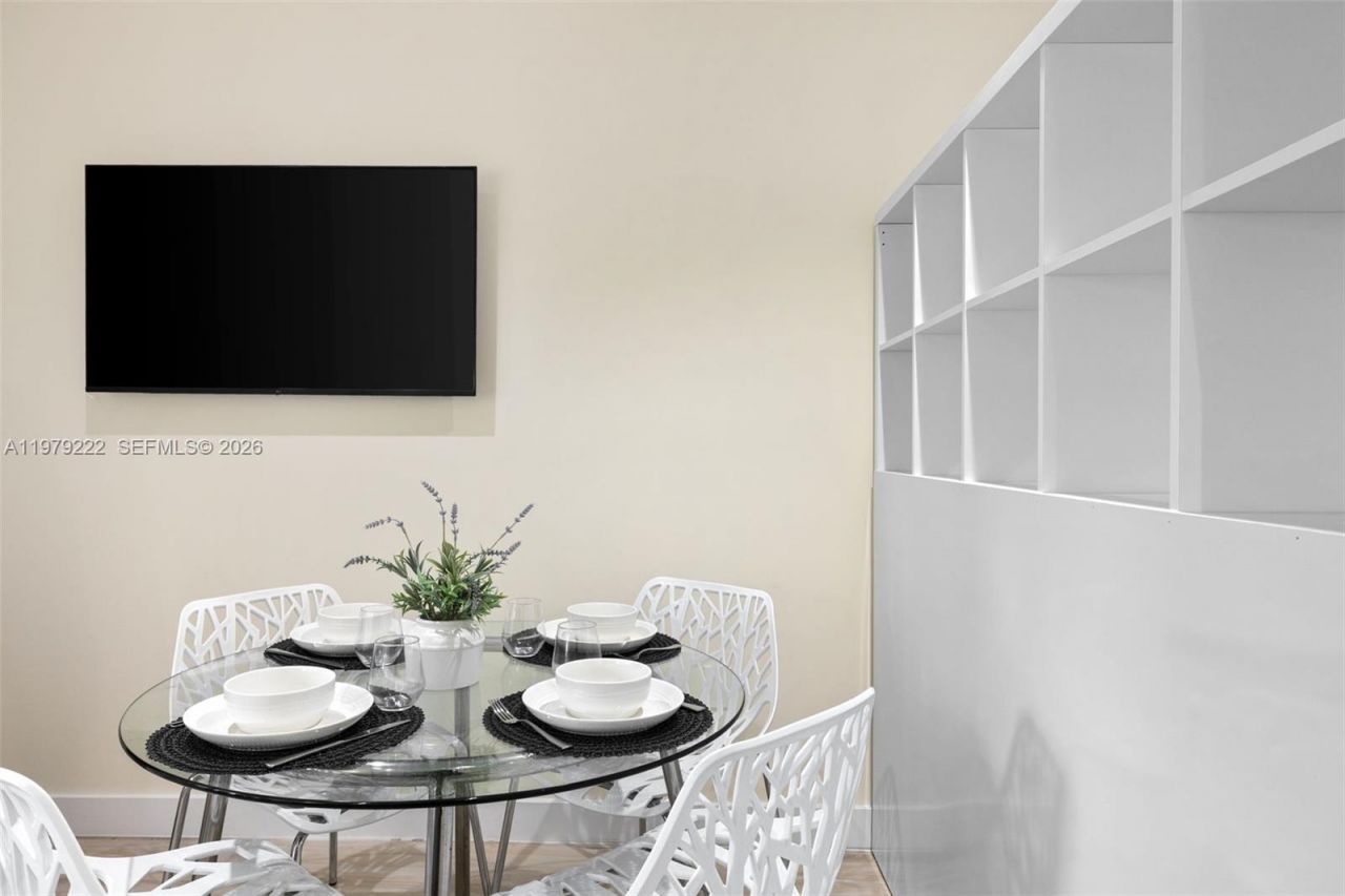 1241 14th St , Unit 4, Miami Beach, FL 33139 Photo