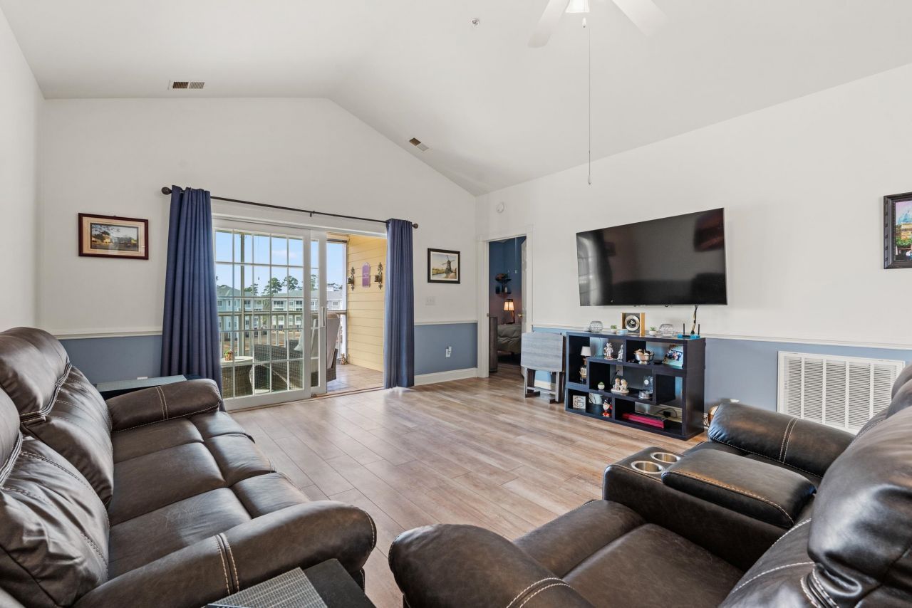 4837 Luster Leaf Circle Photo 11