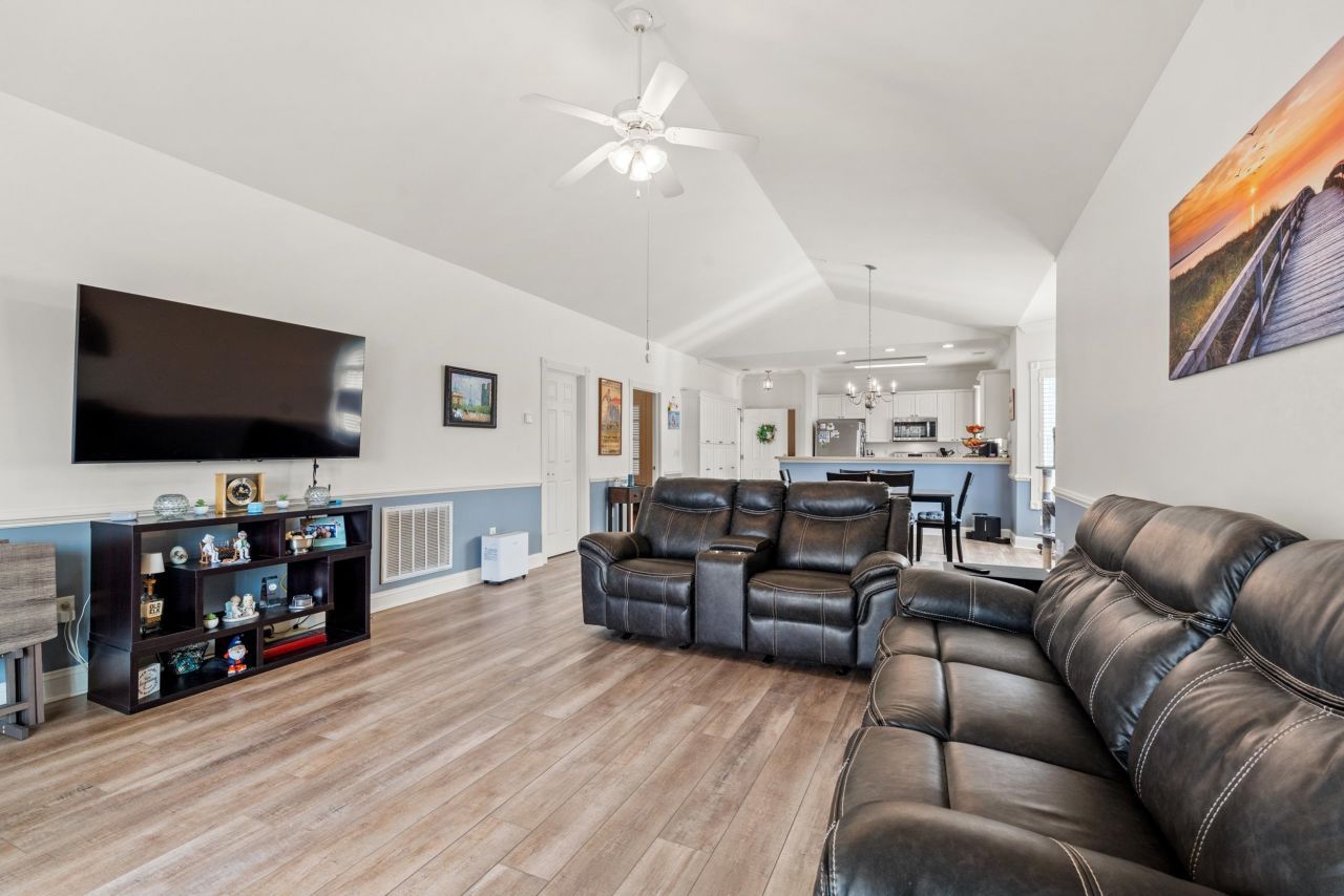 4837 Luster Leaf Circle Photo 9