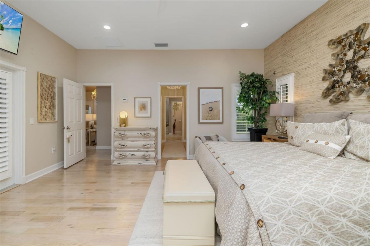 746 Eagle Point Drive, Venice, FL 34285 Photo