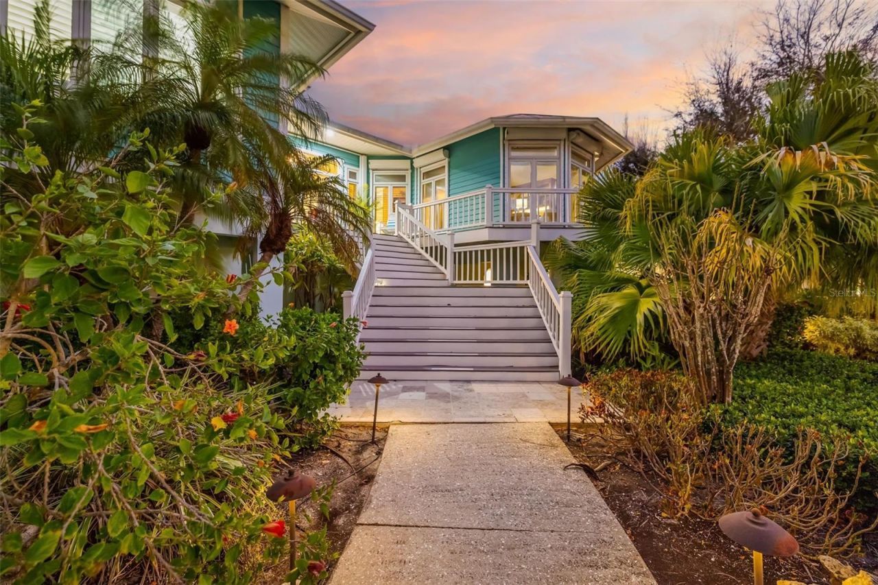 746 Eagle Point Drive, Venice, FL 34285 Photo