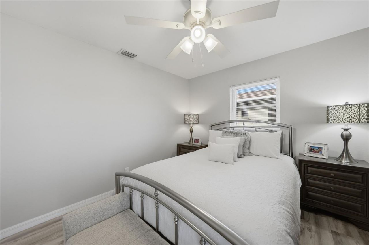 1120 SE 23rd Terrace , Cape Coral, FL 33990 Photo