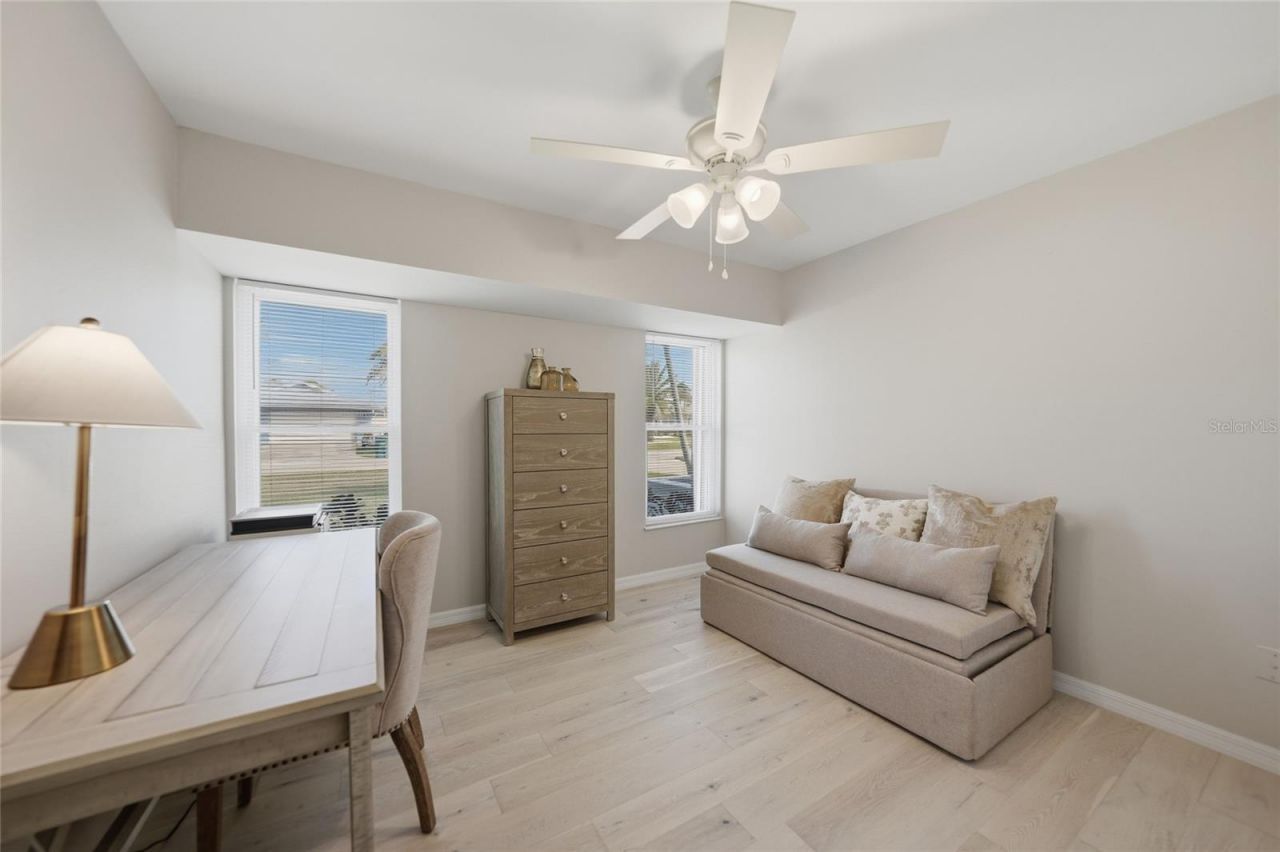 1120 SE 23rd Terrace , Cape Coral, FL 33990 Photo