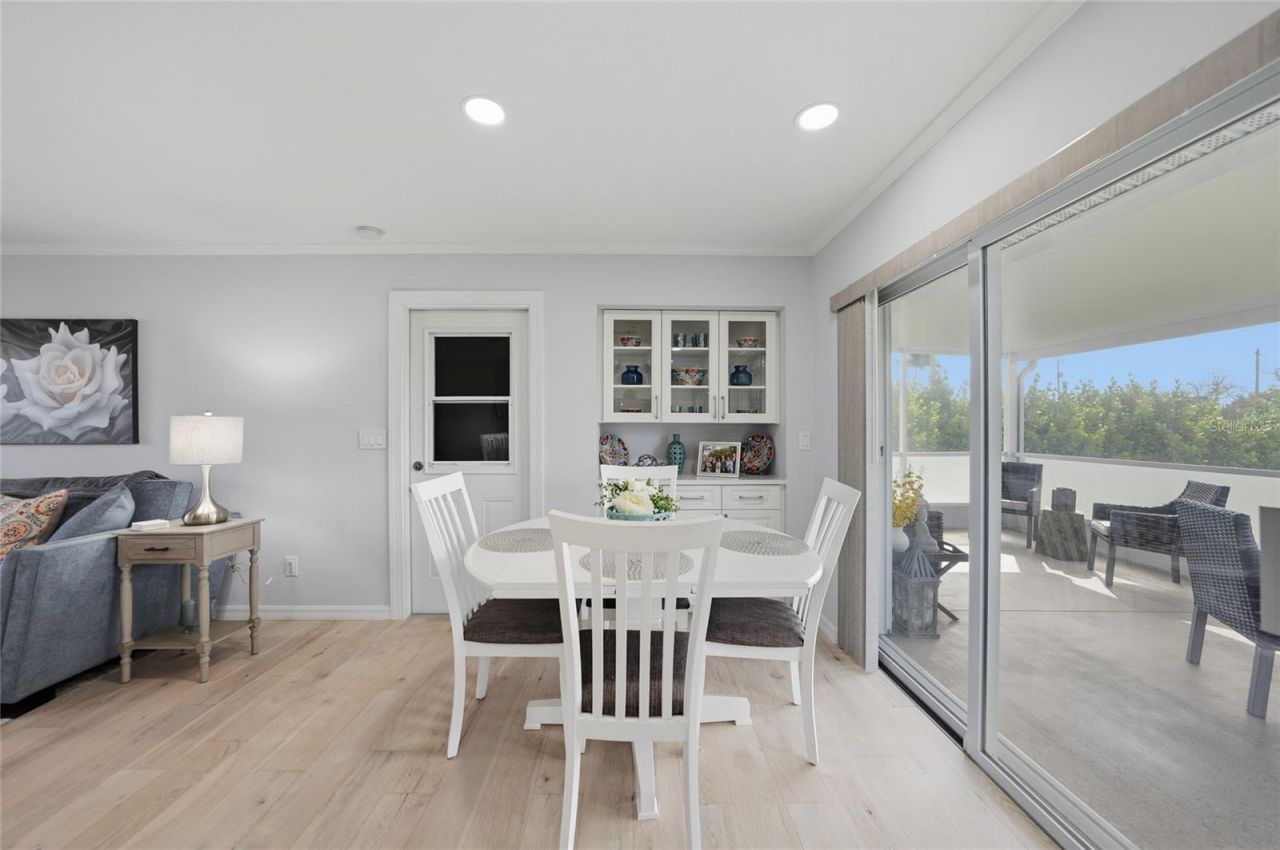 1120 SE 23rd Terrace , Cape Coral, FL 33990 Photo