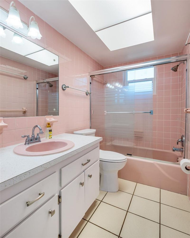 2045 66th Avenue S, Saint Petersburg, FL 33712 Photo