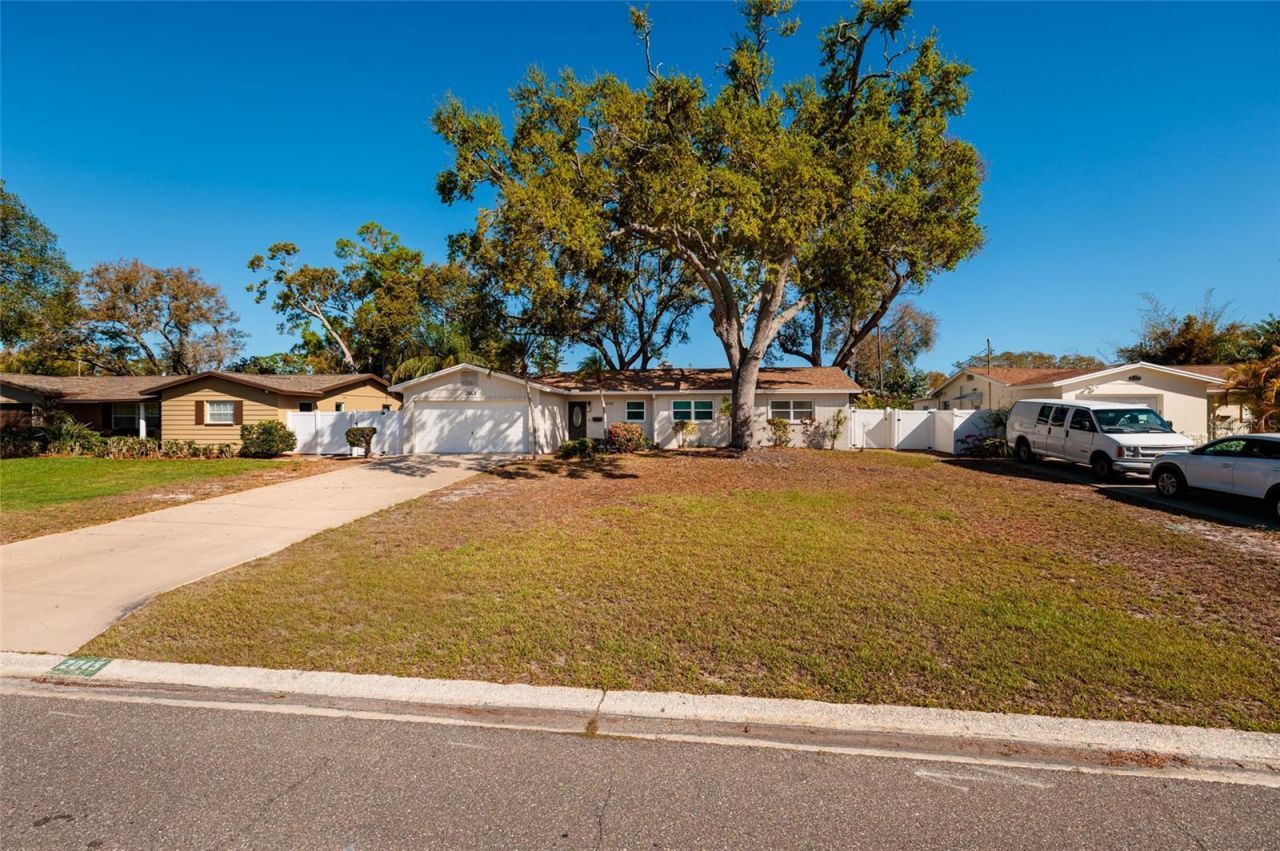 2045 66th Avenue S, Saint Petersburg, FL 33712 Photo