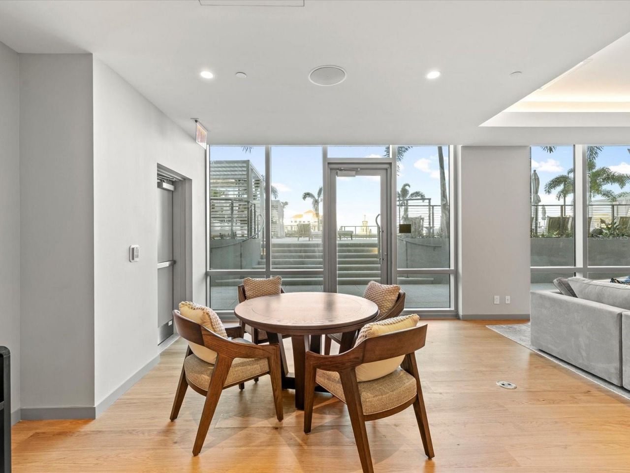 400 Central Avenue, Unit 1603, Saint Petersburg, FL 33701 Photo