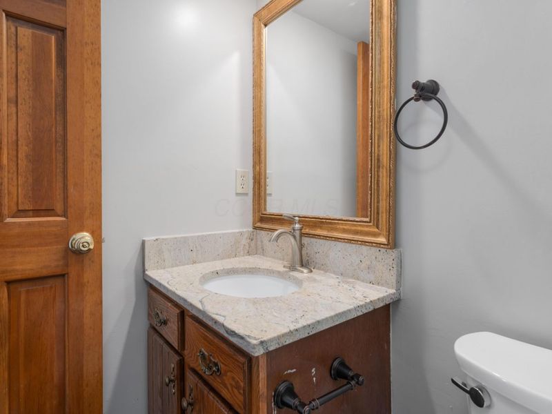 2279 Fernleaf Lane , Columbus, OH 43235 Photo 18