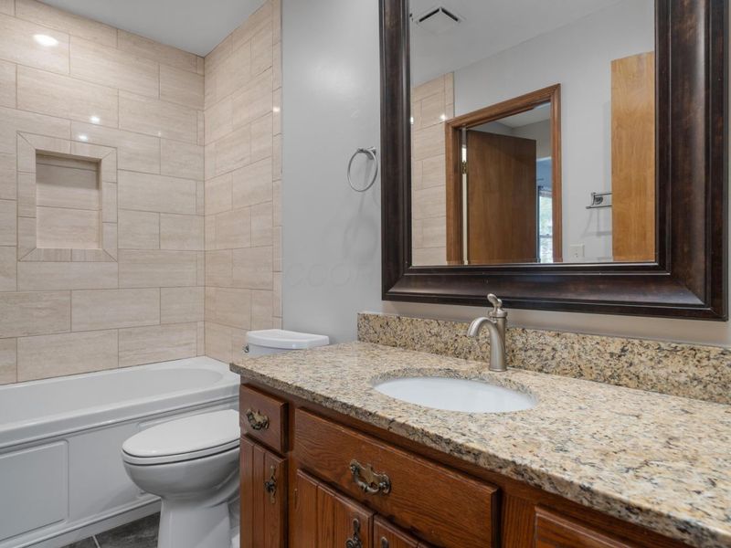 2279 Fernleaf Lane , Columbus, OH 43235 Photo 32