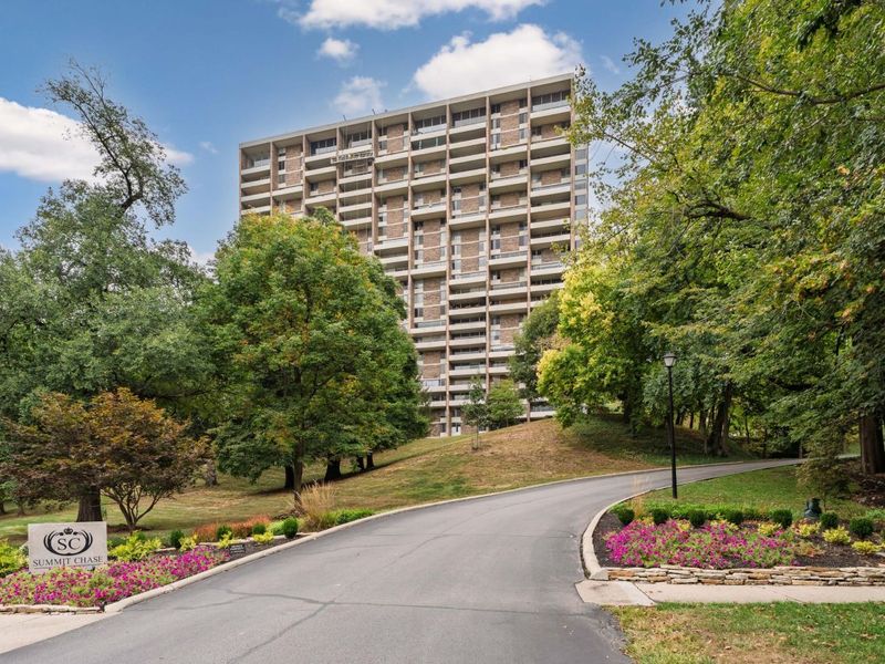 1000 Urlin Avenue , Unit 1607, Columbus, OH 43212 Photo 1