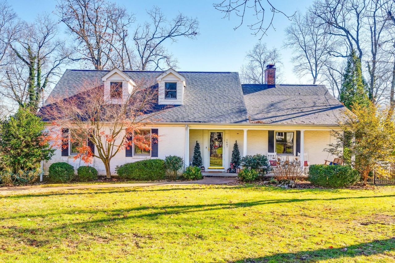 1407 Peter Pan Road, Lookout Mountain, GA 30750 Main Photo