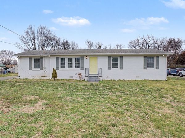 407 Sam Houston Dr , Lebanon, TN 37087