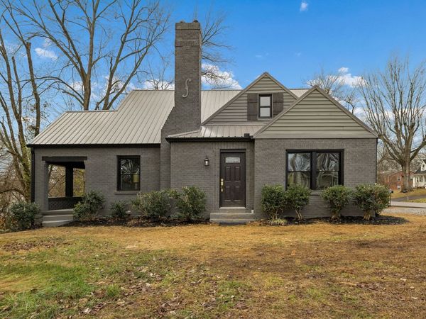 900 Belmont Ave , Shelbyville, TN 37160