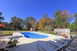 1223 Fishing Place photo 4