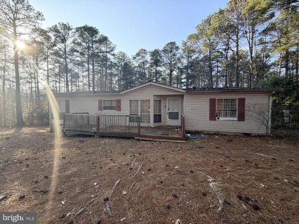 1109 EASTHAM ROAD, BUMPASS, VA 23024