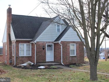 1300 BONNEVIEW ROAD, YORK, PA 17406