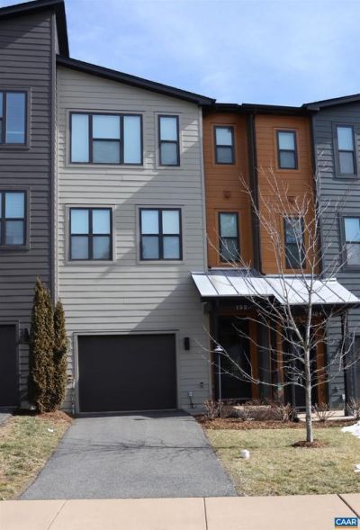 152 Junction Ln, Charlottesville, VA 22902 Main Photo