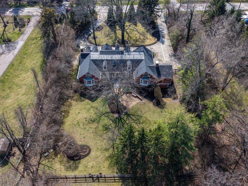 8340 Indian Hill Road, Cincinnati, OH 45243 Photo 13