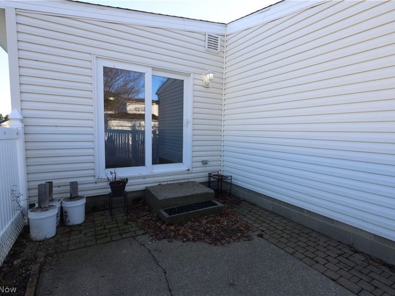 346 Deepwood Drive, Wadsworth, OH 44281 Photo 23