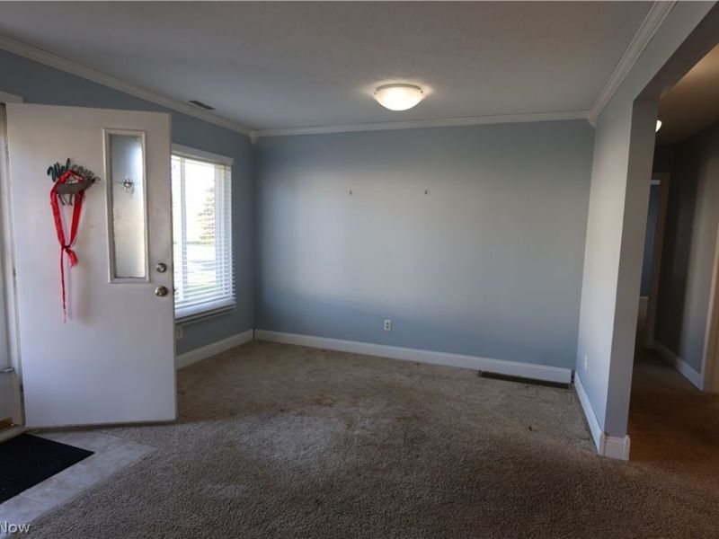 346 Deepwood Drive, Wadsworth, OH 44281 Photo 4