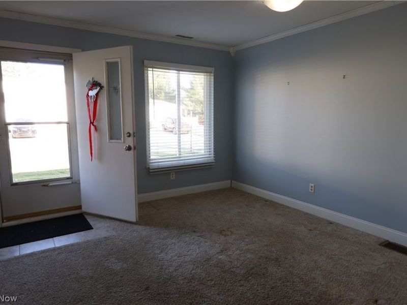 346 Deepwood Drive, Wadsworth, OH 44281 Photo 5