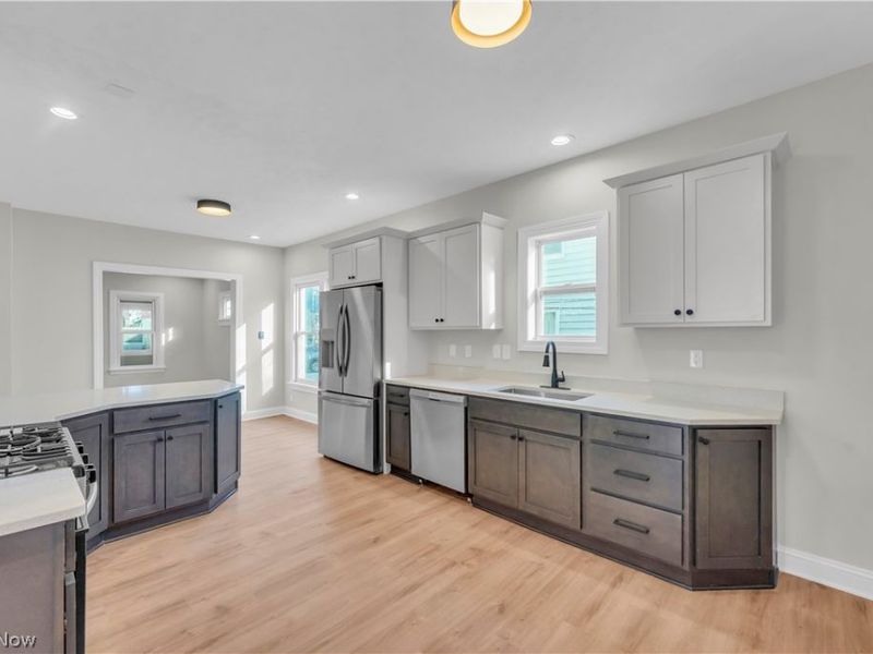 1330 W 67th Street , Cleveland, OH 44102 Photo 7