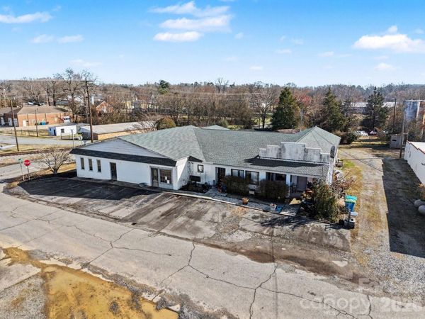 11 Bell Avenue, Denton, NC 27239