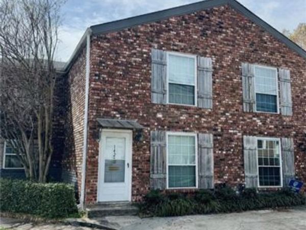 1420 CLEARVIEW Parkway , Metairie, LA 70001