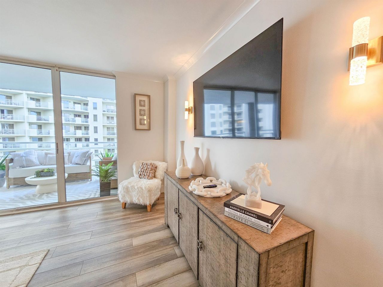 9840 Queensway Blvd.  Photo 10