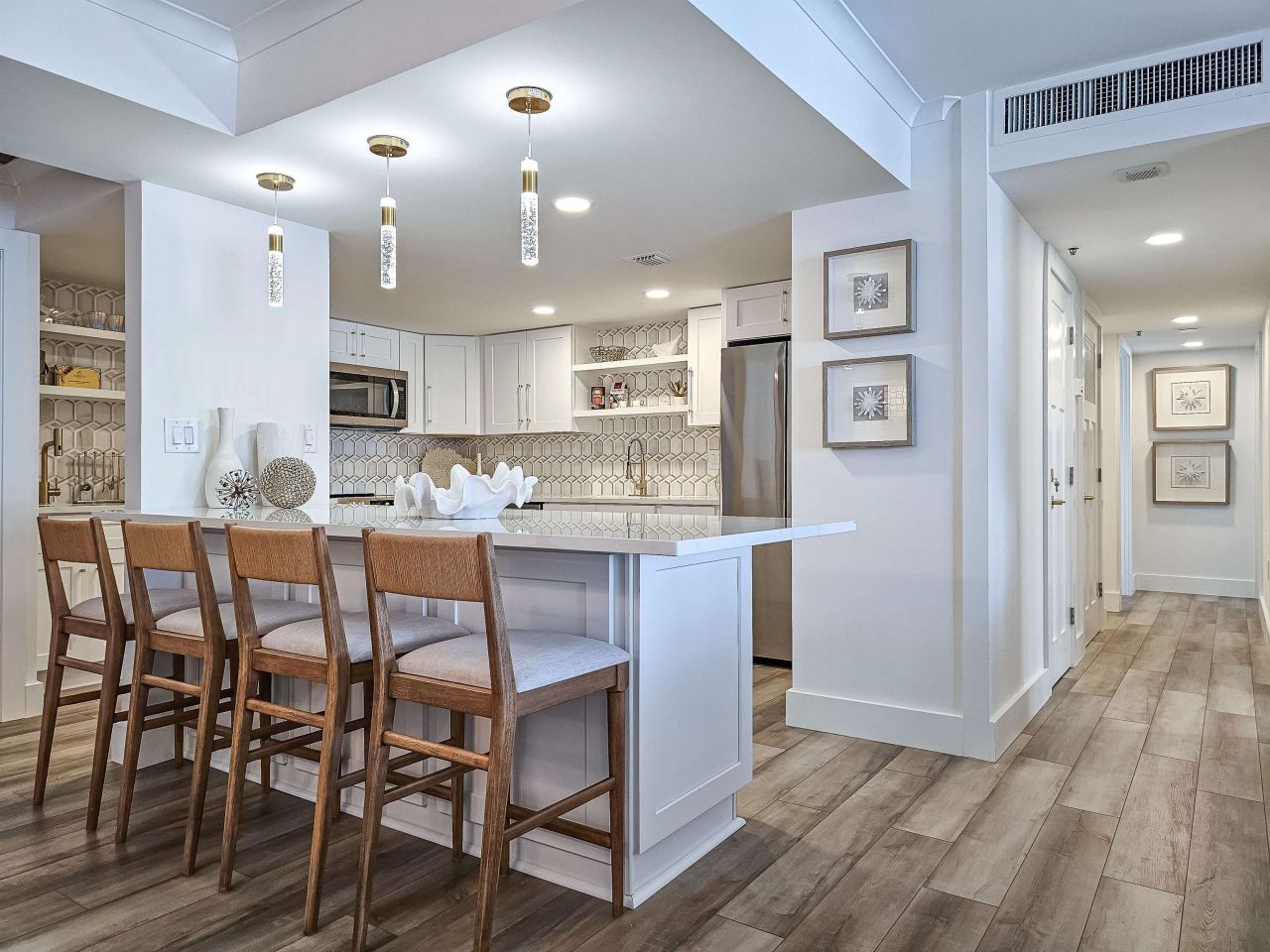 9840 Queensway Blvd.  Photo 13