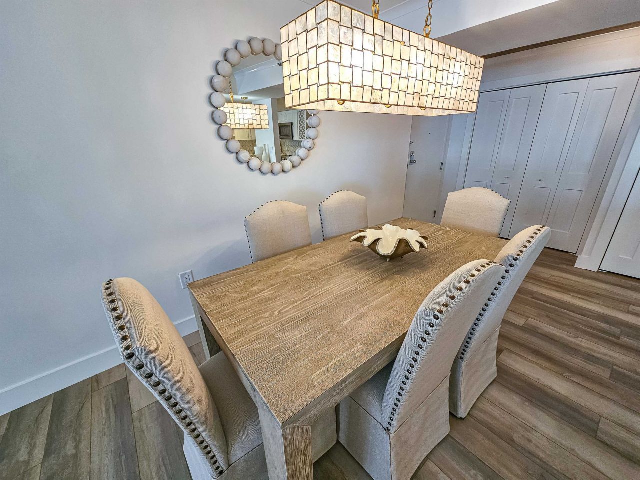 9840 Queensway Blvd.  Photo 20