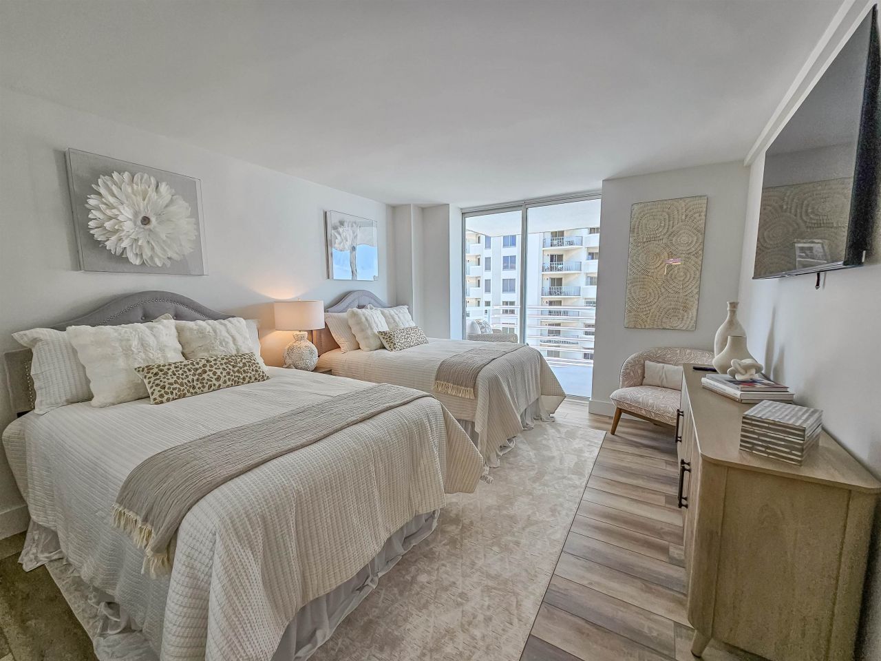 9840 Queensway Blvd.  Photo 26