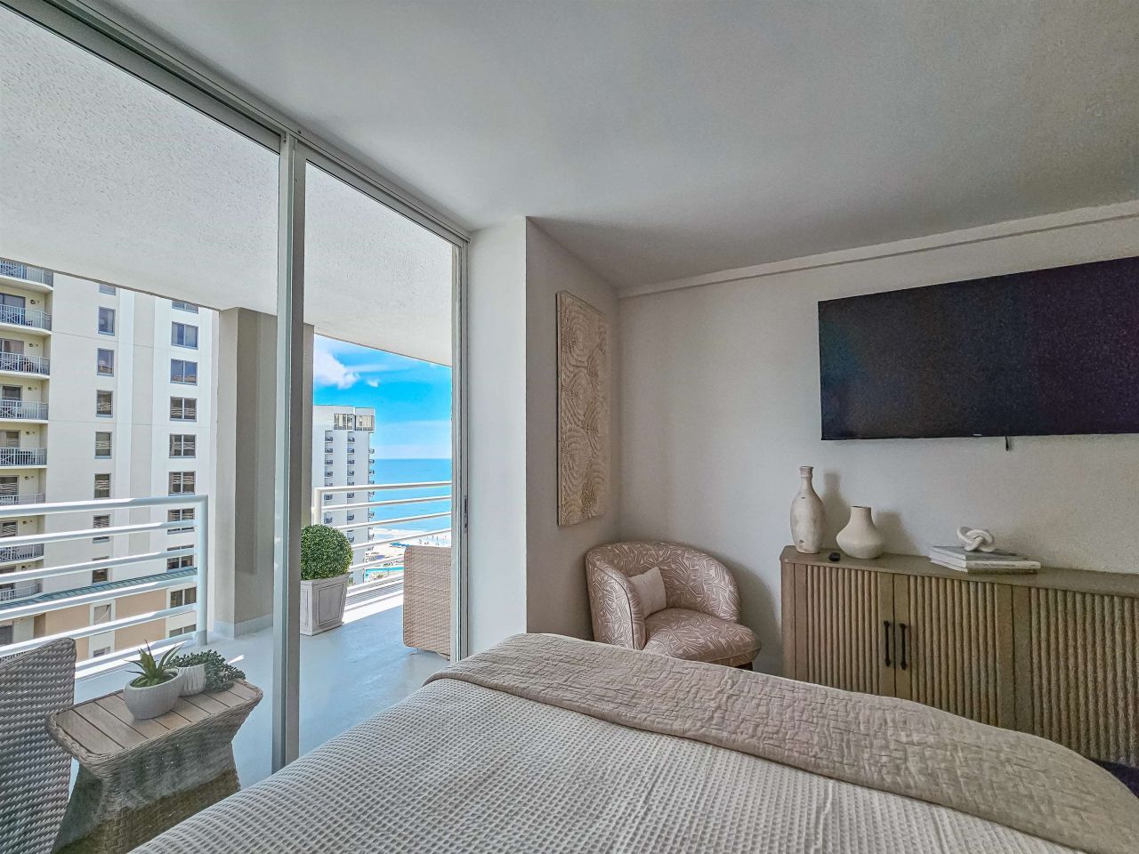 9840 Queensway Blvd.  Photo 28