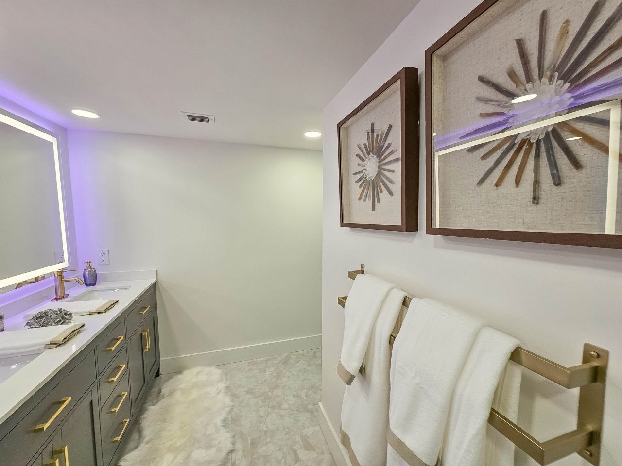 9840 Queensway Blvd.  Photo 36