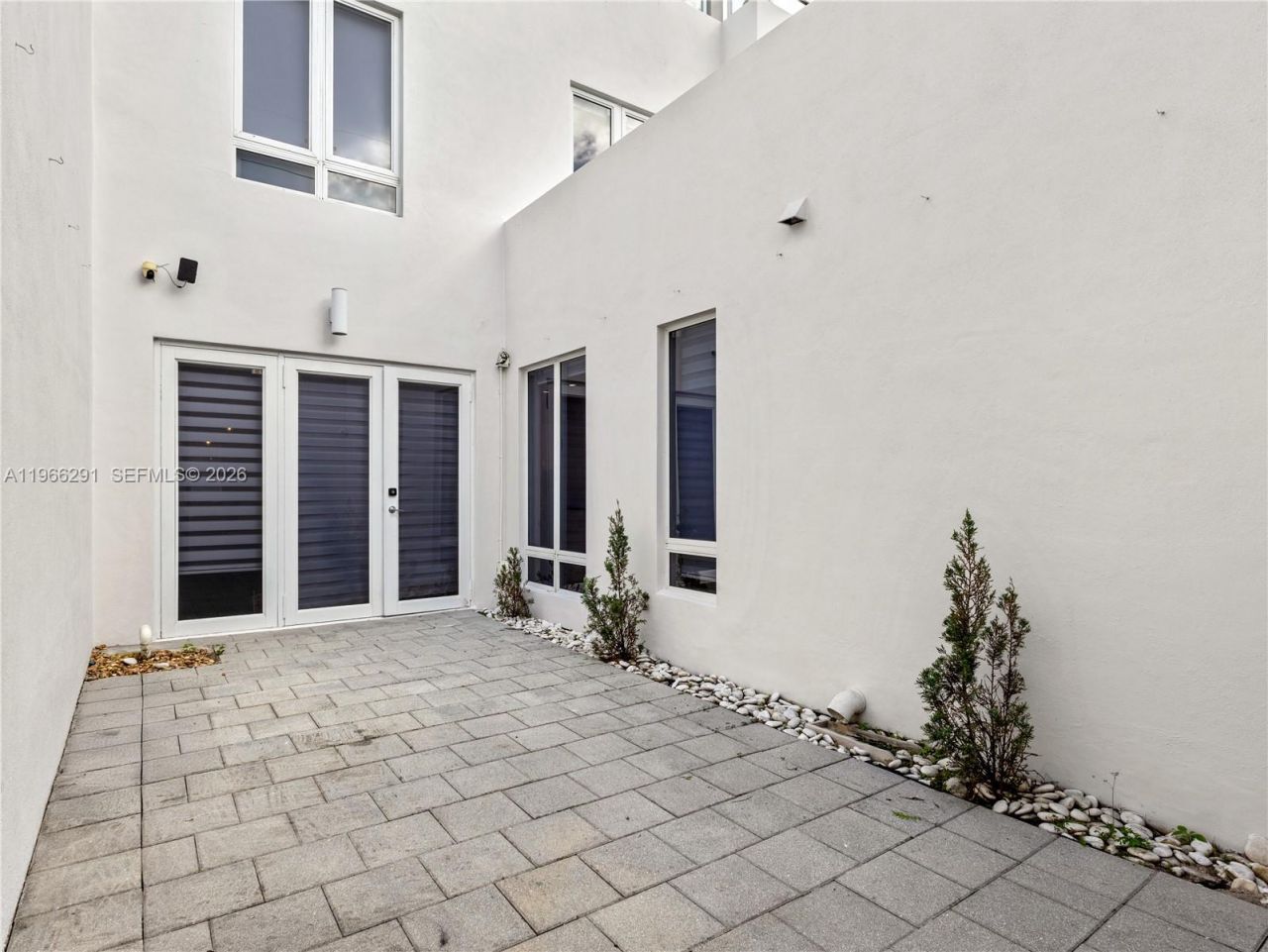 6420 NW 105th Pl, Doral, FL 33178 Photo