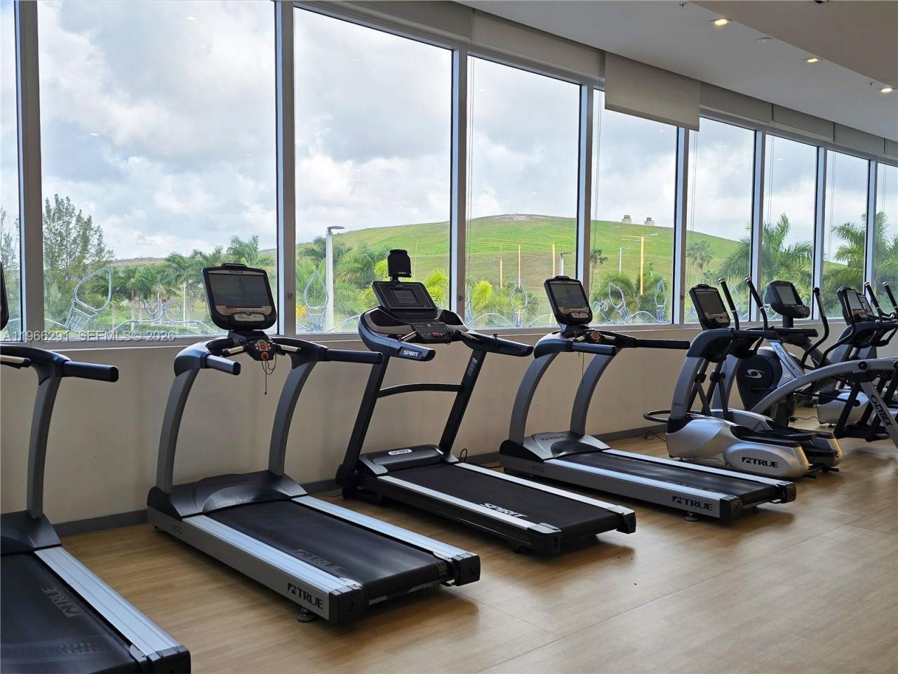 6420 NW 105th Pl, Doral, FL 33178 Photo