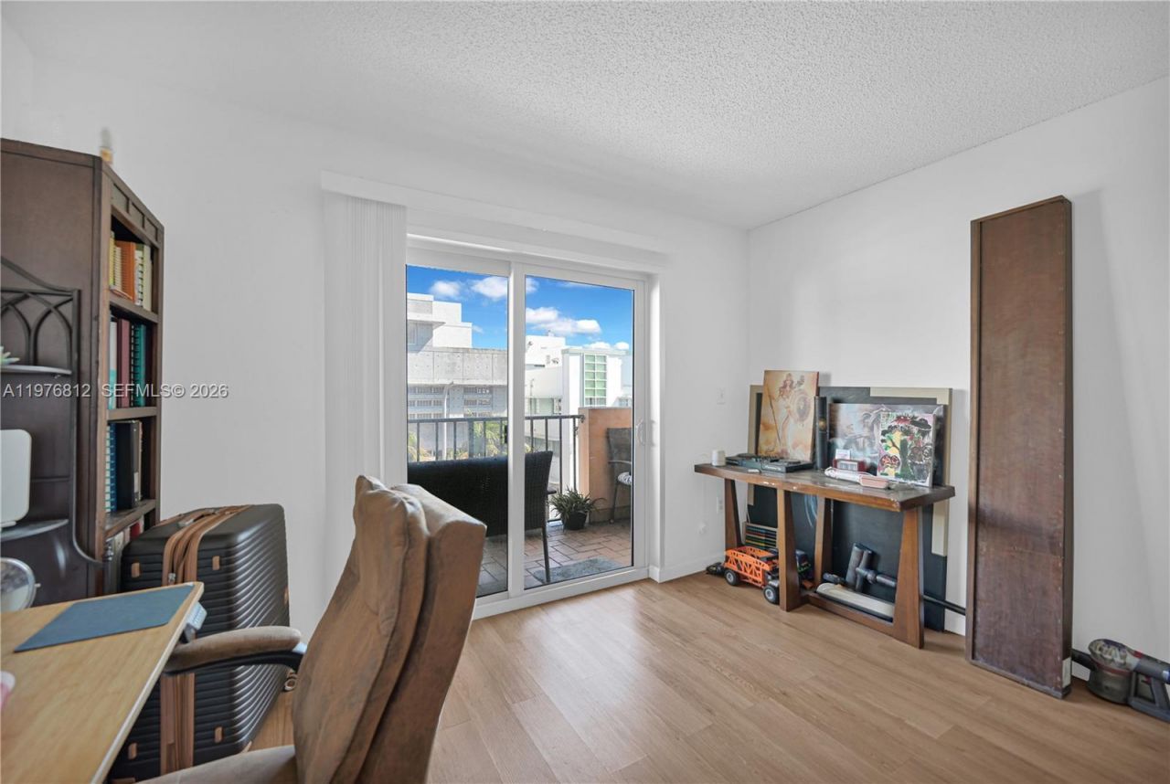 1150 Collins Ave , Unit 405, Miami Beach, FL 33139 Photo