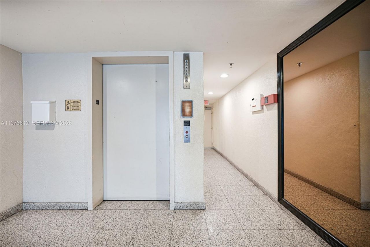 1150 Collins Ave , Unit 405, Miami Beach, FL 33139 Photo