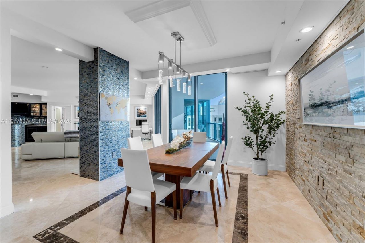 333 Las Olas Way, Unit 2505, Fort Lauderdale, FL 33301 Photo