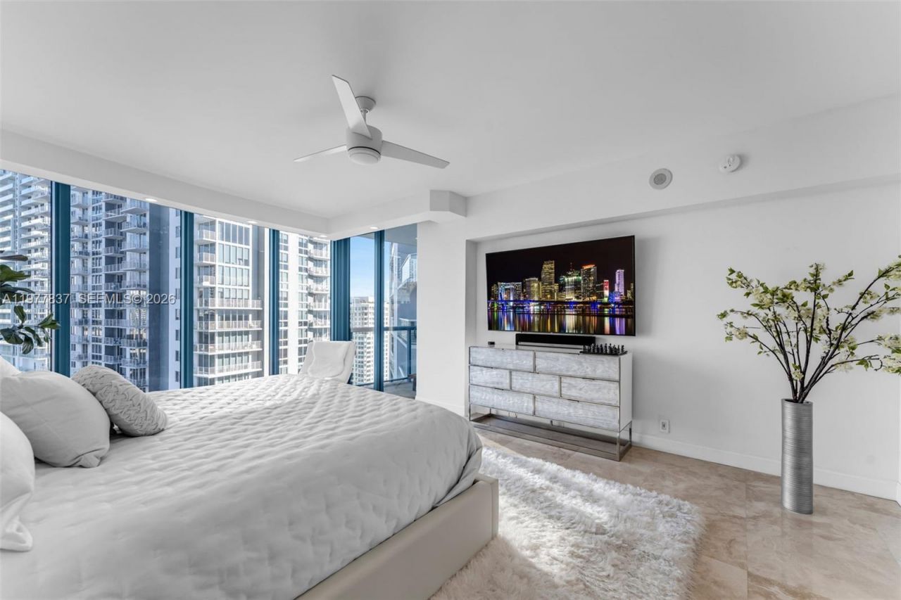 333 Las Olas Way, Unit 2505, Fort Lauderdale, FL 33301 Photo