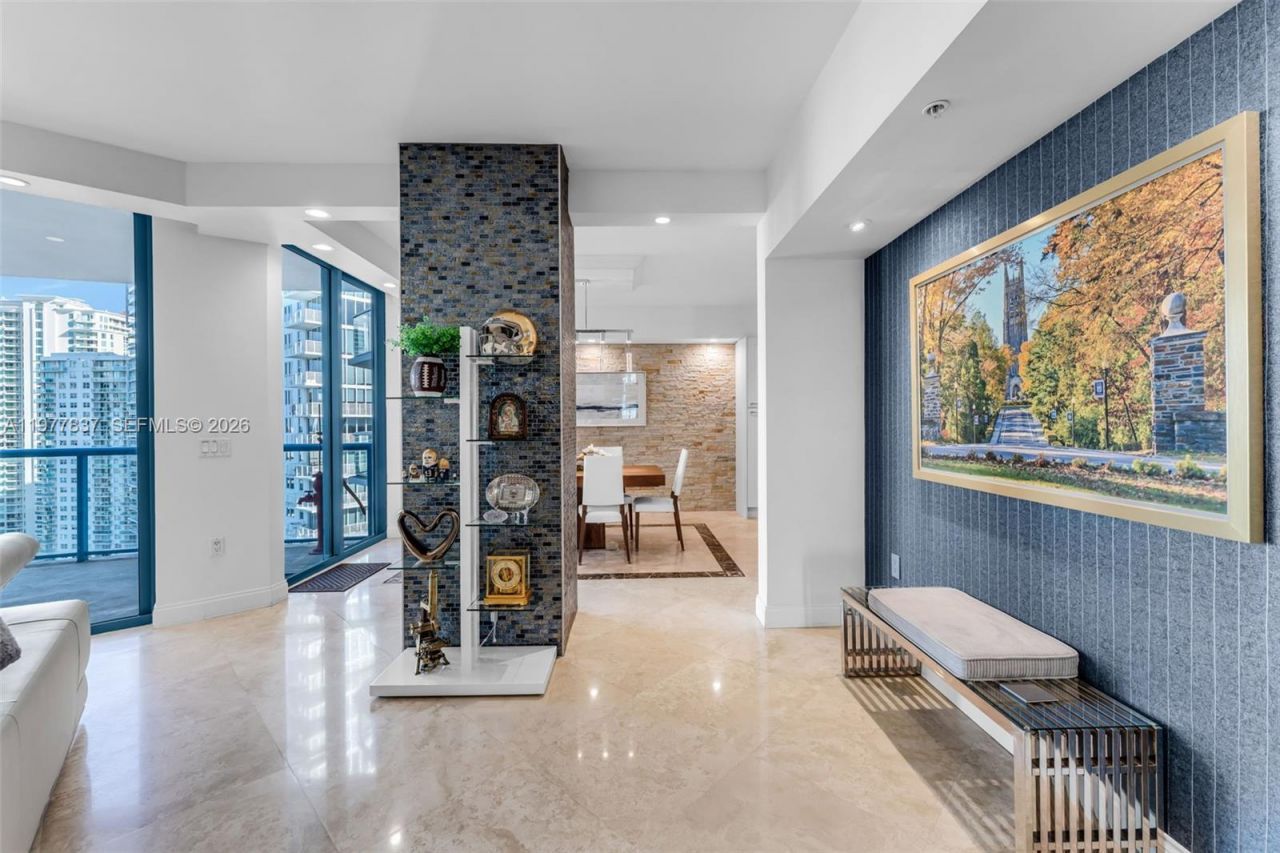 333 Las Olas Way, Unit 2505, Fort Lauderdale, FL 33301 Photo