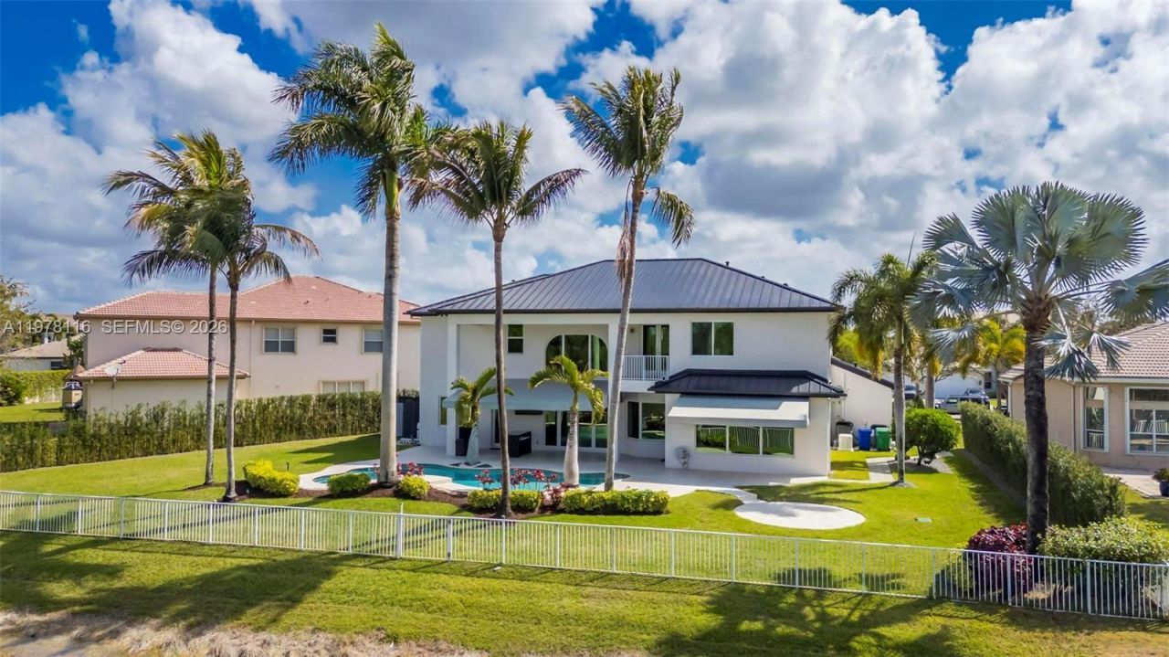 4724 SW 195th Way , Miramar, FL 33029 Photo